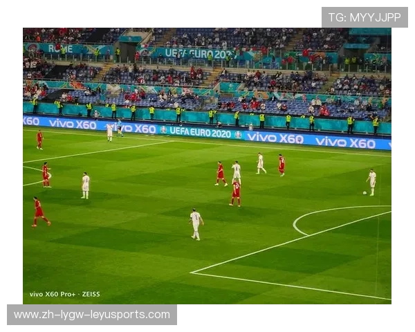 足球赛事的经济效益与全球市场影响